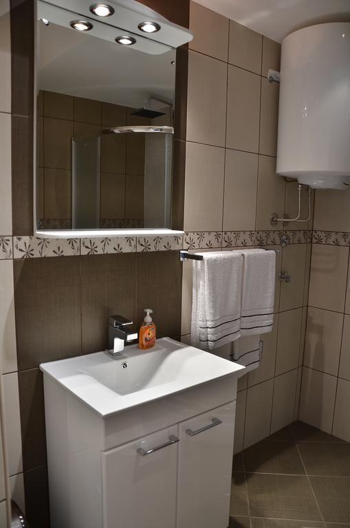 Apartment Arena White Belgrado Habitación foto